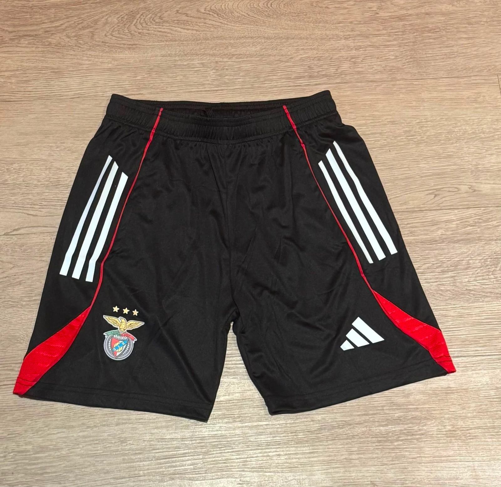 Calções Benfica